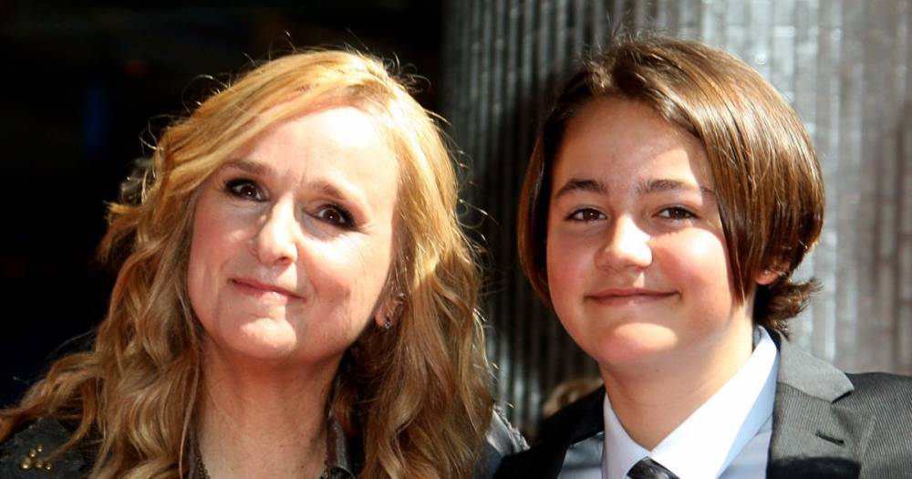 Melissa Etheridge Reveals How She’s Learned to Cope With Son Beckett’s Untimely Death - www.usmagazine.com