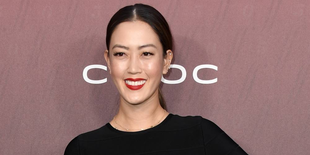 Golfer Michelle Wie Shows Off Growing Baby Bump In A Crop Top - www.justjared.com