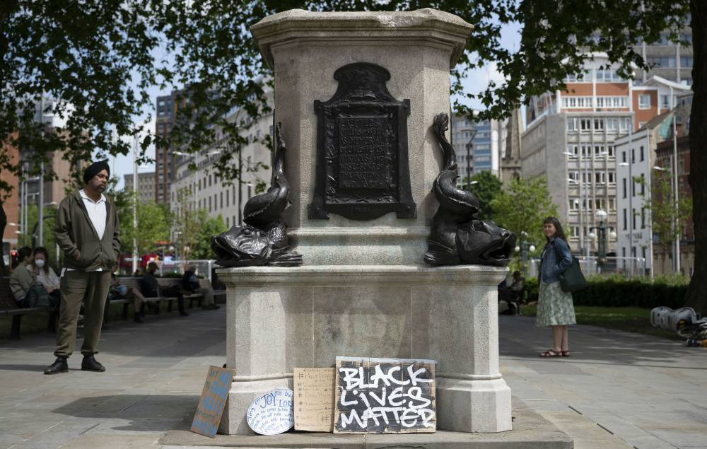 Massive Attack say Edward Colston statue in Bristol “should never have been a public monument” - www.nme.com - county Bristol - George - Floyd