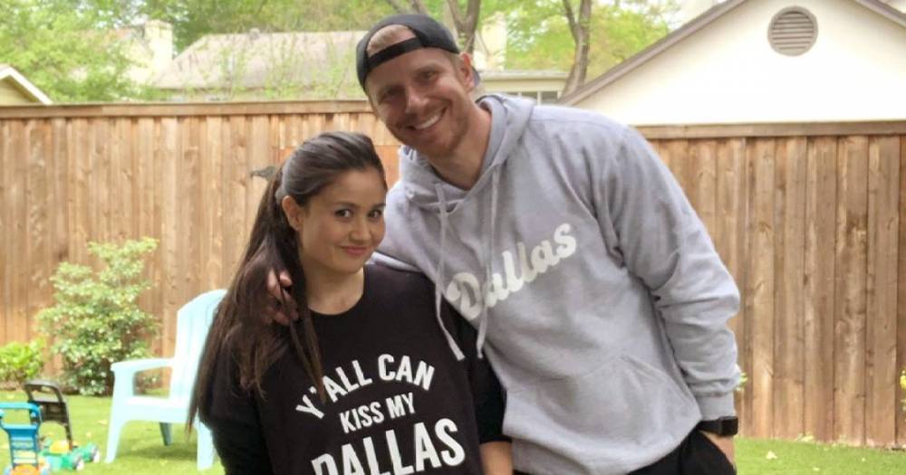 Bachelor’s Sean Lowe Jokes That He Doesn’t Want His Kids to Find Out ‘How Mommy and Daddy Met’ - www.usmagazine.com - Texas
