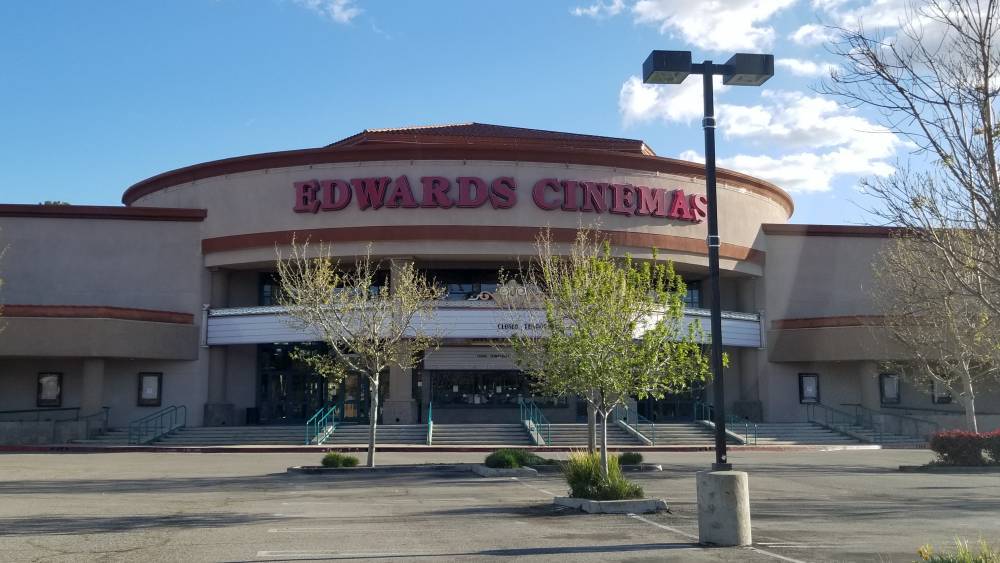 Most California Movie Theaters Will Not Open Friday Despite Being Given Green Light - deadline.com - Texas - California