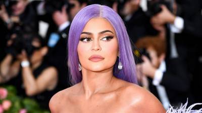 Kylie Jenner's Bikini-Clad Political Post Leads to Surge in Online Voter Engagement - www.etonline.com