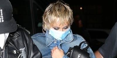 Miley Cyrus Wears The Wildest Coat For A Music Video in NYC - www.justjared.com - New York