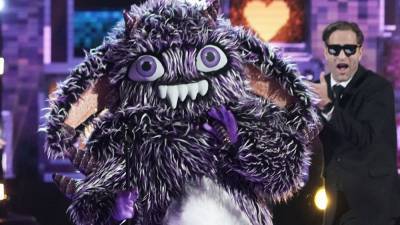 'Masked Singer': The Gremlin Shocks the World With 1st Ever Self-Elimination -- See Who Was Under the Costume! - www.etonline.com