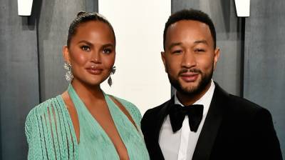 Chrissy Teigen Reveals She Suffered a Miscarriage After High Risk Pregnancy - www.justjared.com