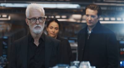Fox’s ‘Next’ Pits John Slattery Against a Rogue AI to Splashy, Unnerving Effect: TV Review - variety.com