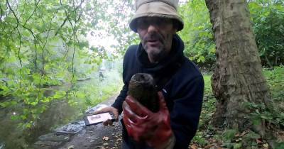 'The advice is to ring and run and that's what I'm going to do': The hair-raising moment a magnet fisherman pulled a Second World War bomb out of the Rochdale Canal - www.manchestereveningnews.co.uk - county Newton