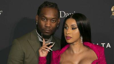 Cardi B Kisses Offset at Her Birthday Party a Month After Filing for Divorce - www.etonline.com - Las Vegas