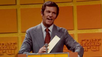 Tom Kennedy, 'Name That Tune' Game Show Host, Dead at 93 - www.etonline.com - California