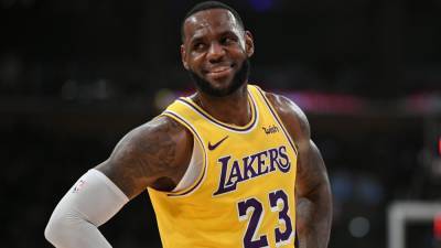 Lebron James - Basketball - LeBron James FaceTimes His Mom to Celebrate NBA Championship -- See the Sweet Moment - etonline.com - Los Angeles
