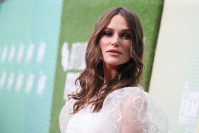 Keira Knightley Drops Out of Apple Series ‘Essex Serpent’ Over COVID-Related Child-Care Concerns - thewrap.com