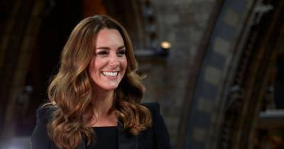 Kate Middleton looks incredible in black suit as she films video in Natural History Museum - www.ok.co.uk