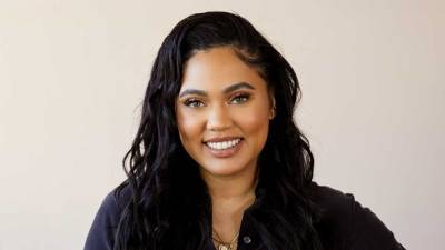 Ayesha Curry to Host First-Ever 'Frozen' Virtual Playdate - www.etonline.com