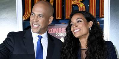 Cory Booker Talks Living With Girlfriend Rosario Dawson: 'It's Really Nice' - www.justjared.com