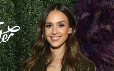 Jessica Alba Says She's Never Received a Good Review from Critics - www.justjared.com