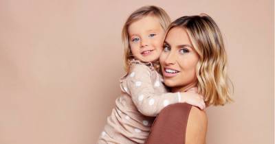 Ferne McCann doubts herself as a parent and finds it difficult making decisions for daughter Sunday as a single mum - www.ok.co.uk