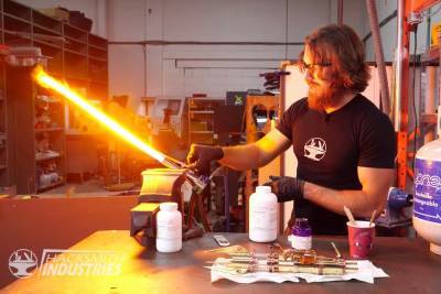YouTuber creates real-life ‘Star Wars’ lightsaber that slices steel - nypost.com