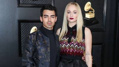 Joe Jonas Reveals New Neck Tattoo: Why Fans Are Convinced It’s A Tribute To Sophie Turner - hollywoodlife.com - Los Angeles