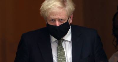 Government scientists put pressure on Boris Johnson to agree strict 'circuit-breaker' lockdown - www.manchestereveningnews.co.uk - Britain