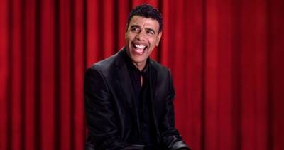 Chris Kamara to "save" Christmas with new album And A Happy New Year - www.officialcharts.com