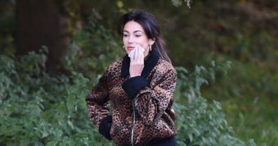Michelle Keegan battles cold weather as she wears leopard print jacket on Brassic set - www.ok.co.uk