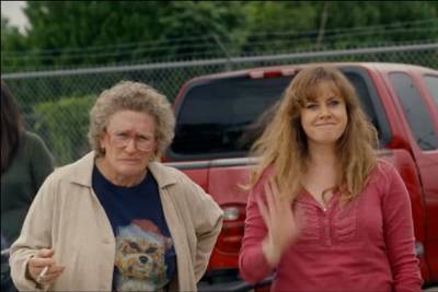 Paging Oscar? Glenn Close, Amy Adams Act Up an Appalachian Storm in ‘Hillbilly Elegy’ Trailer (Video) - thewrap.com - China