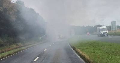 Bus on fire on busy Scots road as crews battle large blaze - www.dailyrecord.co.uk - Scotland