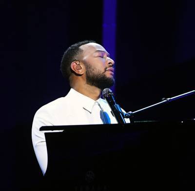 2020 Billboard Music Awards: John Legend dedicates performance to wife after pregnancy loss - www.foxnews.com - Los Angeles