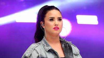 Demi Lovato shares music video for anti-Trump song Commander In Chief - www.breakingnews.ie - Los Angeles - USA
