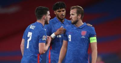 Harry Kane and Declan Rice leap to defence of Manchester United's Harry Maguire - www.manchestereveningnews.co.uk - Manchester - Denmark