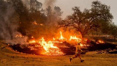 California wildfires spark Red Flag Warning as critical fire weather continues - www.foxnews.com - California
