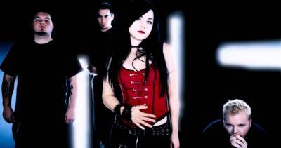 Official Chart Flashback: 2003 – Evanescence’s Bring Me To Life - www.officialcharts.com - Britain - USA