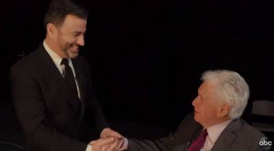 Jimmy Kimmel Pays Tribute To Regis Philbin Ahead Of ‘Millionaire’ Season Premiere - etcanada.com