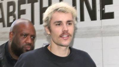 Justin Bieber reflects on his time as troubled teen idol in Lonely music video - www.breakingnews.ie - USA
