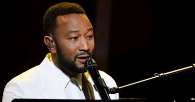 'This is for Chrissy': John Legend shares touching tribute to his wife after the loss of their child - www.msn.com