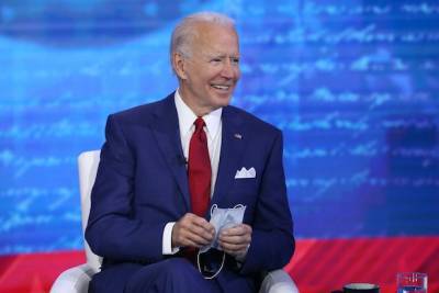 Biden Beats Trump in Final Town Hall Ratings – And It Wasn’t That Close - thewrap.com - county Hall