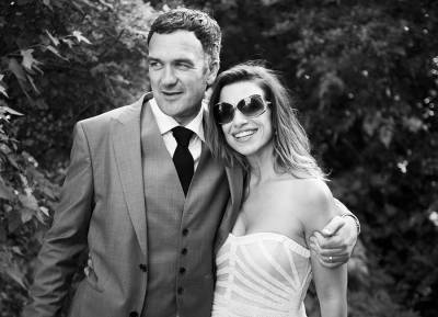 How They Met: Clare McKenna’s gasp-inducing romantic beginnings with husband Johnathan - evoke.ie