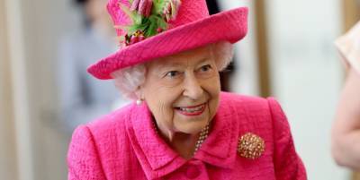 Queen Elizabeth Wears the Belgium Sapphire Tiara in Her New Canadian Portrait - www.marieclaire.com - Canada - Belgium