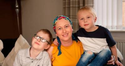 Inspirational Scots mum spent 14-week lockdown apart from kids as she battled breast cancer - www.dailyrecord.co.uk - Scotland