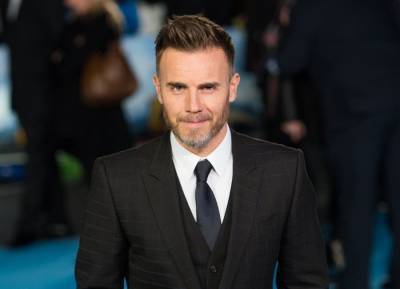 Gary Barlow and Michael Bublé team up for ‘sexy’ new single - evoke.ie