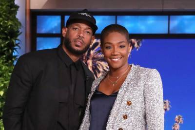 Tiffany Haddish Welcomes Marlon Wayans While Filling In As Guest-Host On ‘Ellen’ - etcanada.com