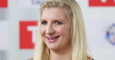 Rebecca Adlington spent lockdown with her new man, her daughter, her ex-husband and his new boyfriend - www.msn.com