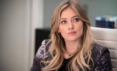 Confirmed: Hilary Duff Starring In ‘Younger’ Spin-Off - etcanada.com - Paris