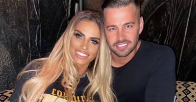 Katie Price shows glimpse of new tattoo of boyfriend Carl Woods’ face on her arm - www.ok.co.uk
