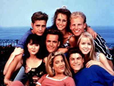 ‘Beverly Hills, 90210’ Stars Ian Ziering And Gabrielle Carteris Reflect On The Show’s 30th Anniversary - etcanada.com
