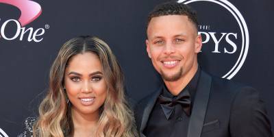 Steph Curry Defends Wife Ayesha Against 'Meanies' After She Temporarily Went Blonde - www.justjared.com