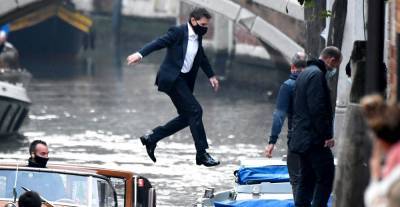 Tom Cruise Jumps from One Water Taxi to Another for 'Mission: Impossible' Stunts in the Venice Canals! - www.justjared.com - Italy
