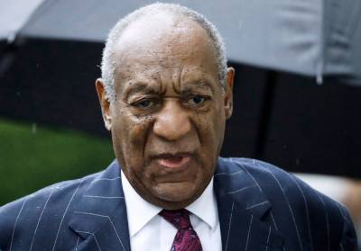 Bill Cosby's new mugshot trends on social media as he appears to be smiling - www.foxnews.com