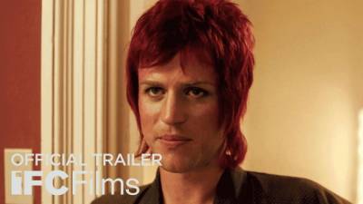 ‘Stardust’ Trailer: Johnny Flynn Plays A Young David Bowie On A Journey Of Discovery - theplaylist.net