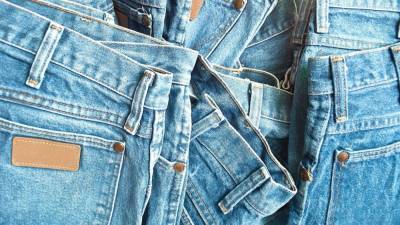 All the Trendy TikTok Girls Are DIY-ing $10 Walmart Jeans - www.etonline.com